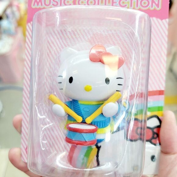 Brand New Sanrio Hello Kitty Music Collection Figure #4 - Picture 2 of 7